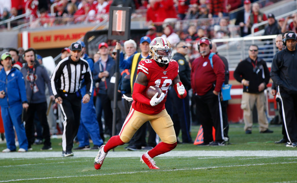 Deebo Samuel of the San Francisco 49ers wearing an arm sleeve