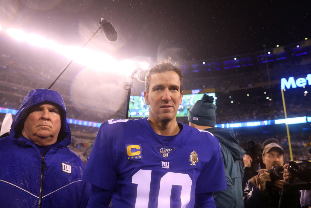 Eli Manning Has the Best Post-Game Tradition