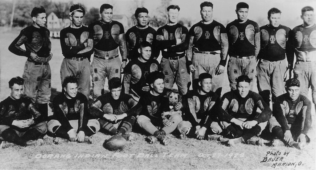 Portrait of the Oorang Indians American football team, Marion, Ohio, October 27, 1922
