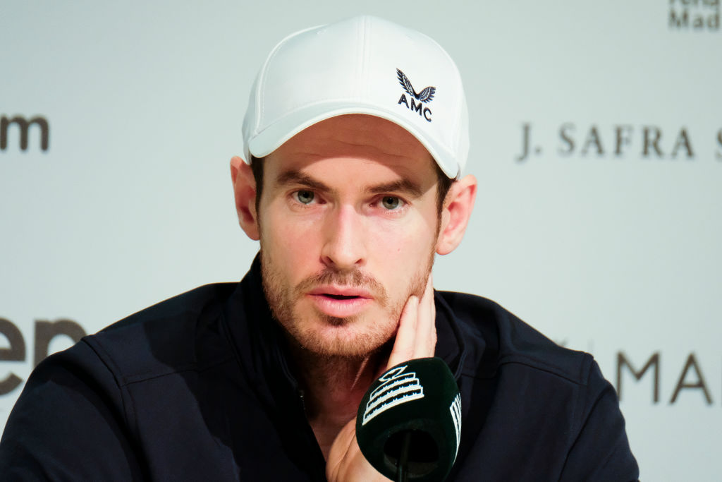 Andy-Murray-during-a-press-conference.jpg