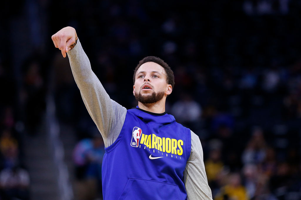 Golden State Warriors guard Stephen Curry will return from a broken hand in March.