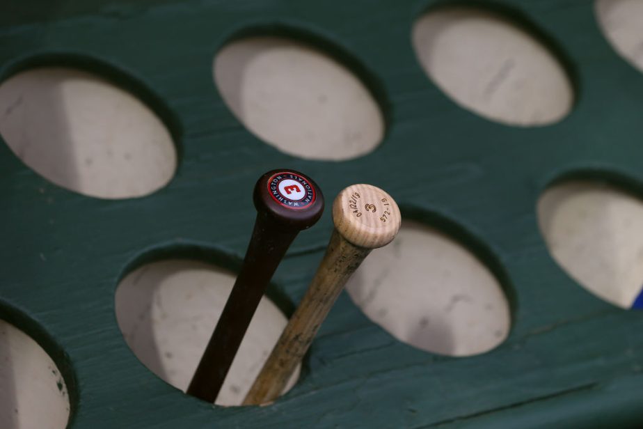 How Much Do MLB Bats Weigh and Do Players Buy Their Own Bats