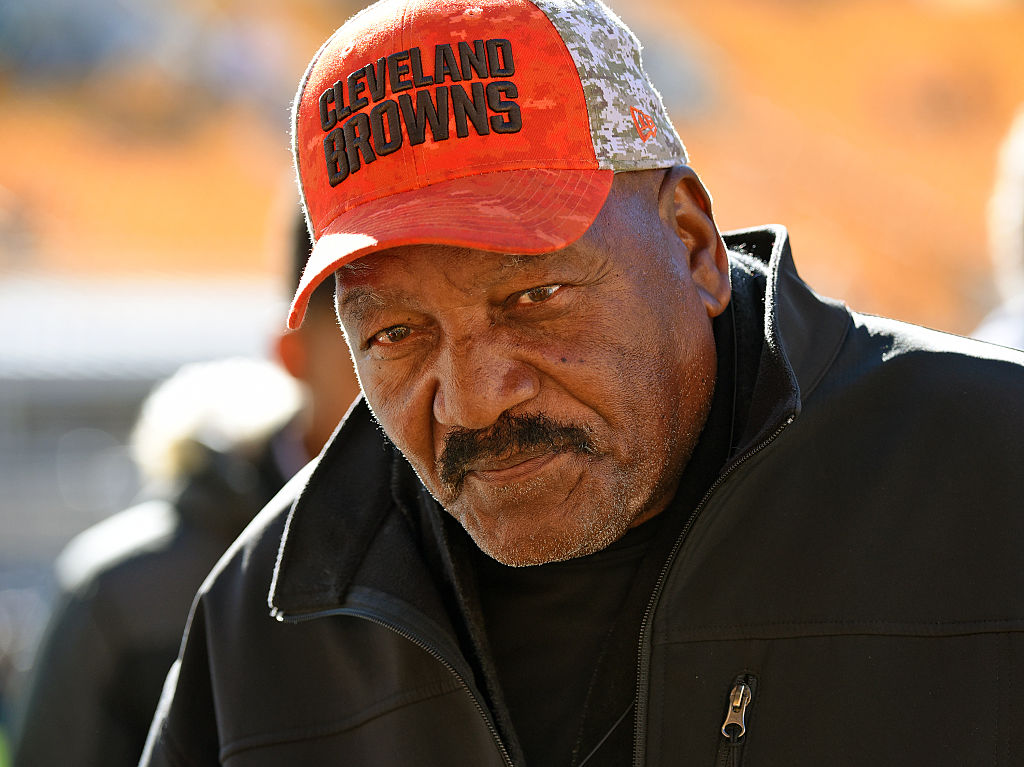 Cleveland Browns legend Jim Brown dominated the NFL but has managed to build up a substantial net worth in his post-playing career.