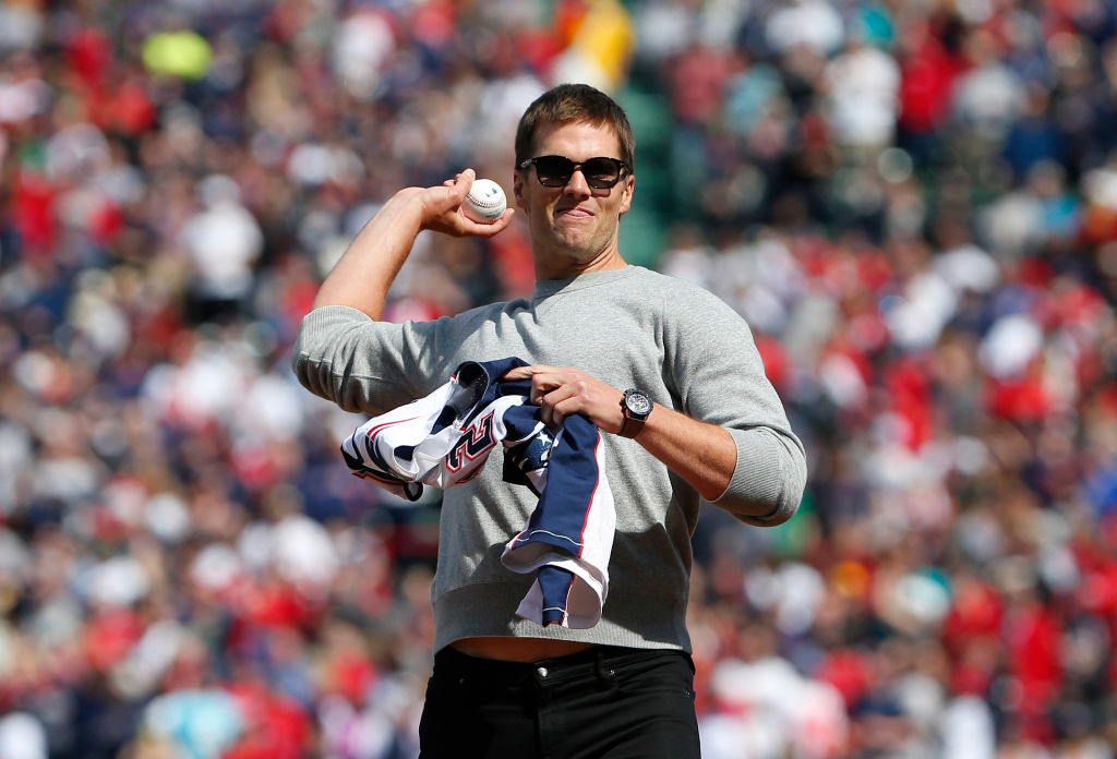 Which MLB Team Drafted Tom Brady in 1995?