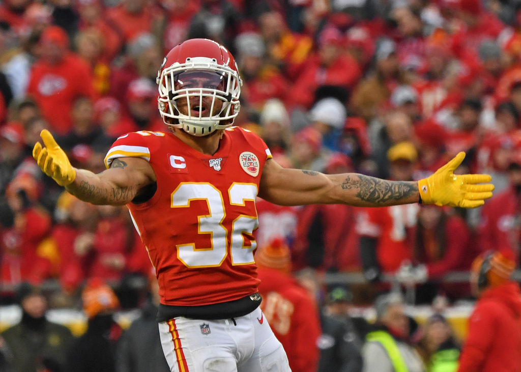 Tyrann Mathieu is trying to convince Chris Harris Jr. to join the Kansas City Chiefs in free agency.