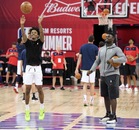 Ja Morant Crushing Zion Williamson in ESPN Straw Poll for Rookie of the Year