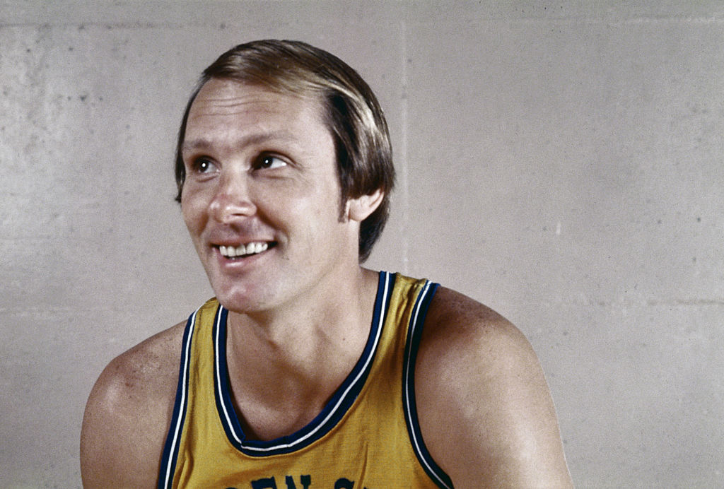 Rick Barry’s Underhand Free Throws and Why NBA Players Today Don’t