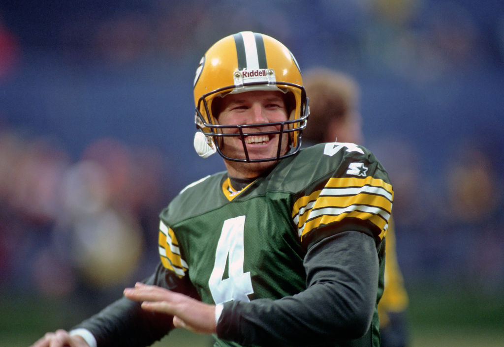 You know how talented Brett Favre was as a quarterback, but did you know he was just as talented in the art of pranking?