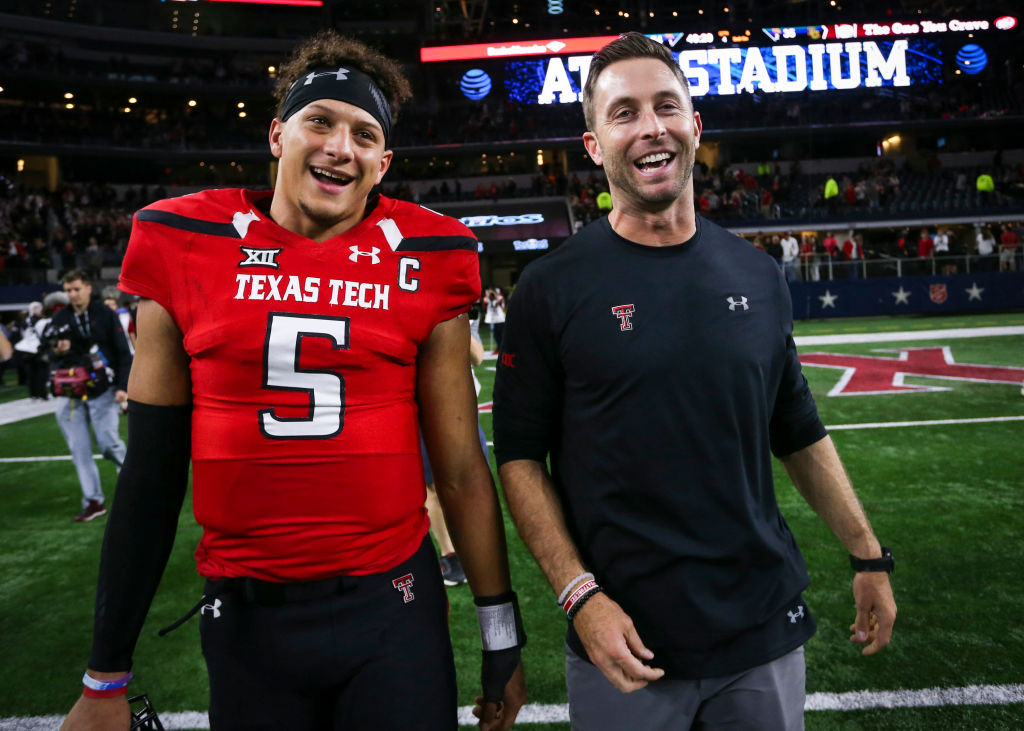 Kliff Kingsbury made Patrick Mahomes jealous when viewers got to see him conduct the NFL draft from his $4.45 million mansion.