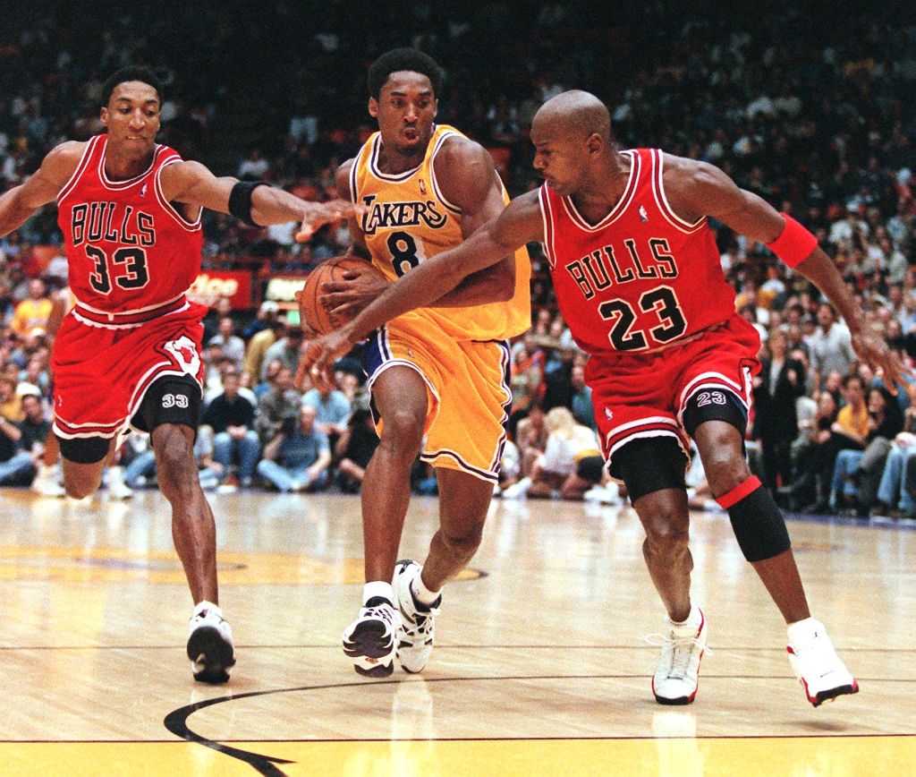 Chicago Bulls legends Scottie Pippen (left) and Michael Jordan are beloved on the court, but that same reputation didn't follow them to Las Vegas.