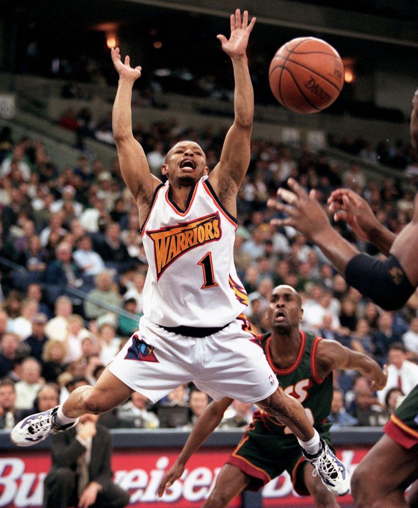 Could NBA Legend Muggsy Bogues Actually Dunk? - FanBuzz