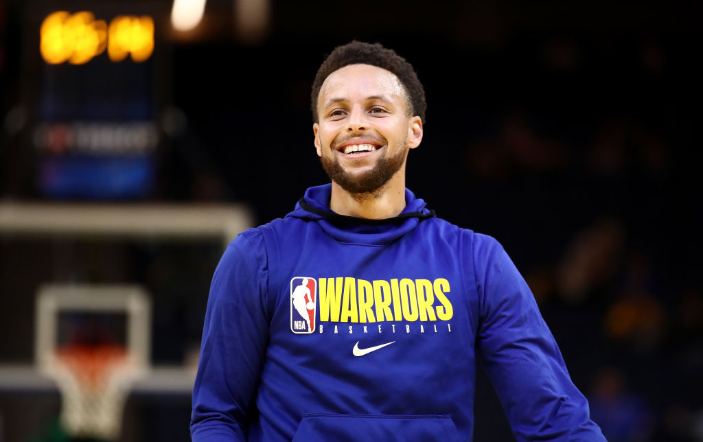 Stephen Curry went on Instagram Live recently while being quarantined. He ended up taking a shot at Dwyane Wade too. 