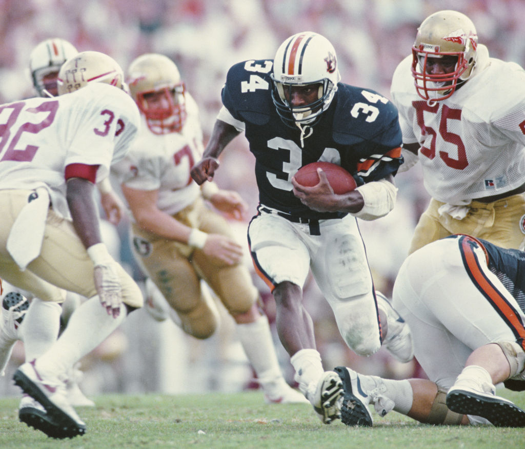 If Bo Jackson Was a Young Athlete Today, Football Wouldn’t Be in His Plans