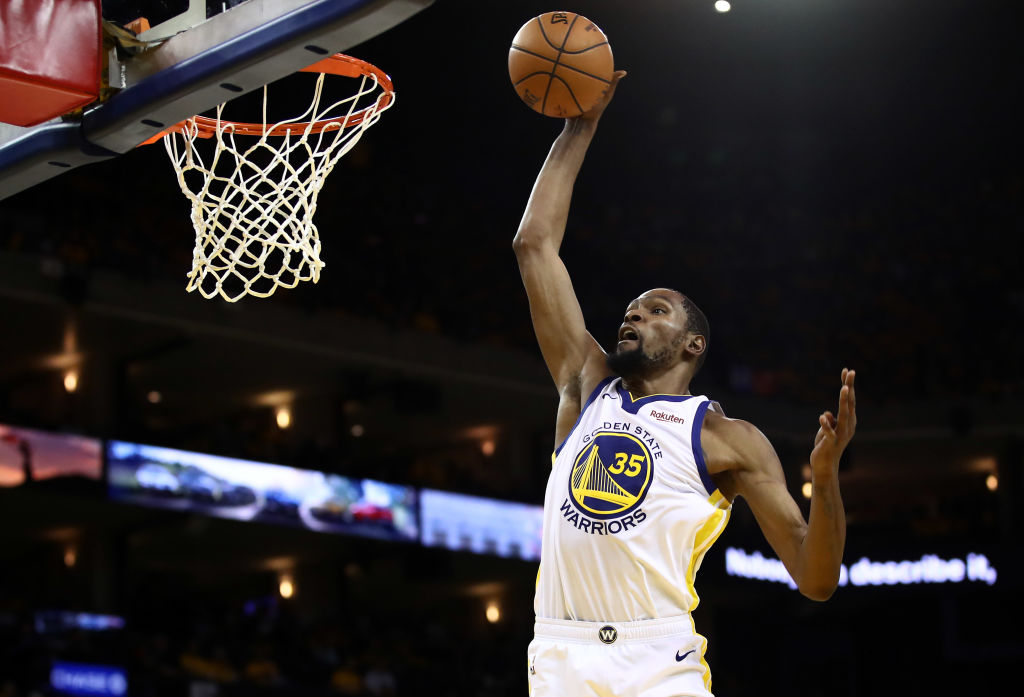 Kevin Durant should be in dunk contest, too (VIDEOS)