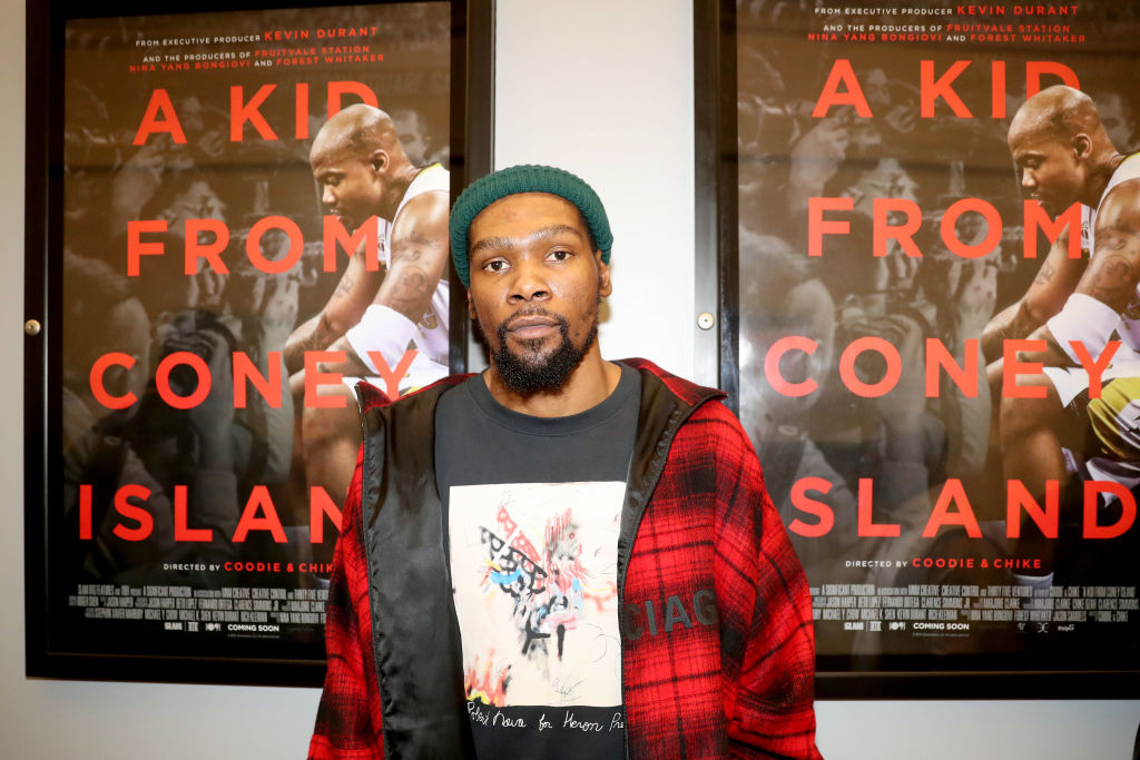 Kevin Durant attends a movie premiere in 2020