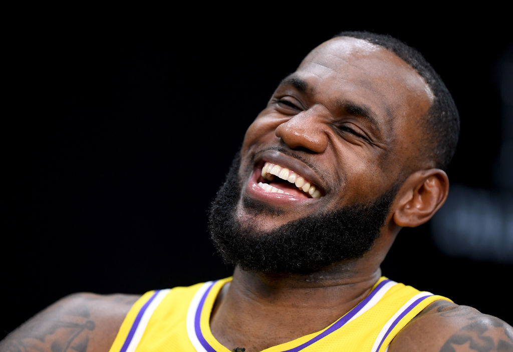 Los Angeles Lakers star LeBron James is obviously pretty wealthy. He could potentially make even more money through Instagram, though.