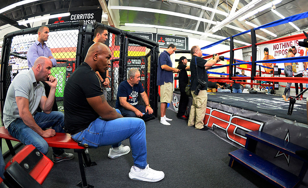 Mike Tyson can now say that Dana White is in his corner as he prepares for a comeback fight.