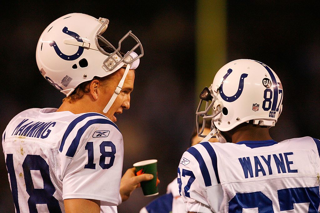 Peyton Manning had a great connection on the Indianapolis Colts with Reggie Wayne. However, the two legends once got into a scuffle.