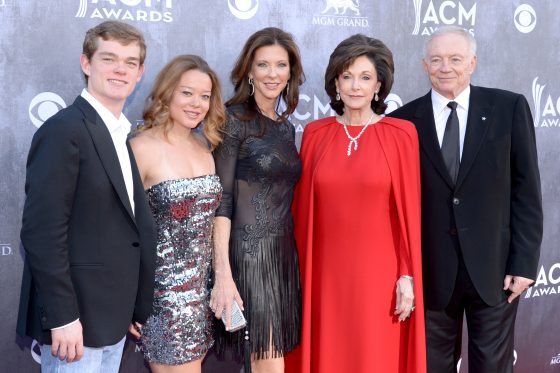 Jerry Jones might be the most famous owner in professional sports today, but how many children does he have and what do they do?