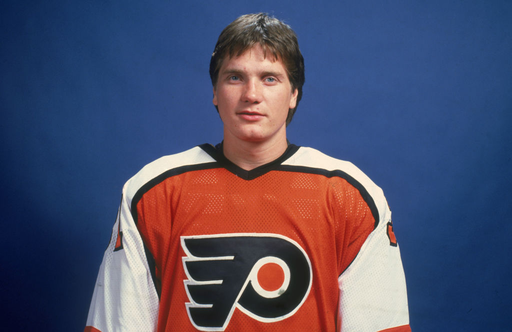 Flyers goalie Pelle Lindbergh was named the best goalie in the NHL in 1984-85, but he tragically passed away one season later.