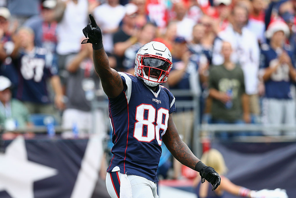 Martellus Bennett Says NFL Is Racist Then Specifically Blasts White Quarterbacks