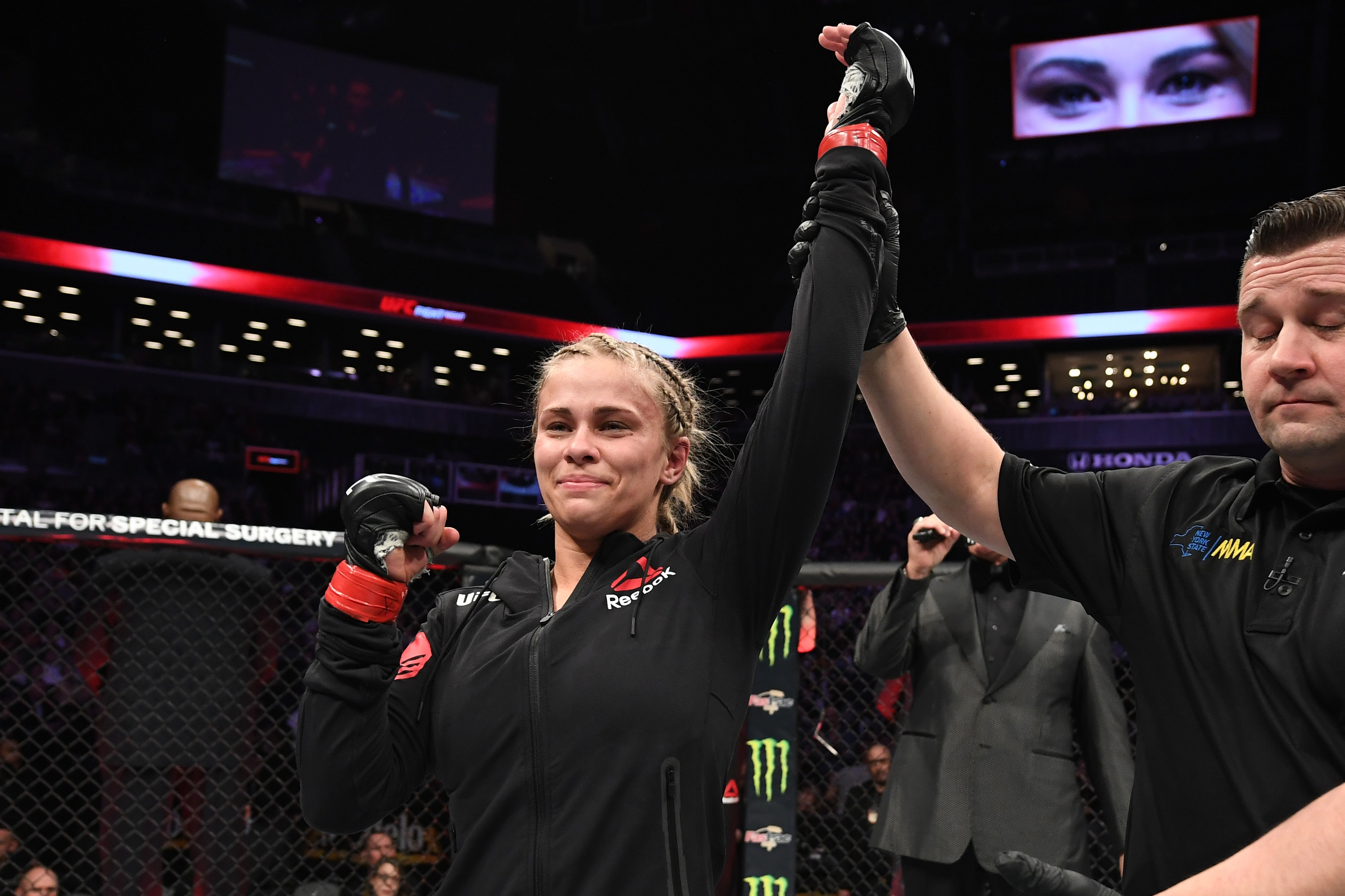 Paige Vanzant S Weak Ufc 251 Effort Makes Anna Kourni - vrogue.co