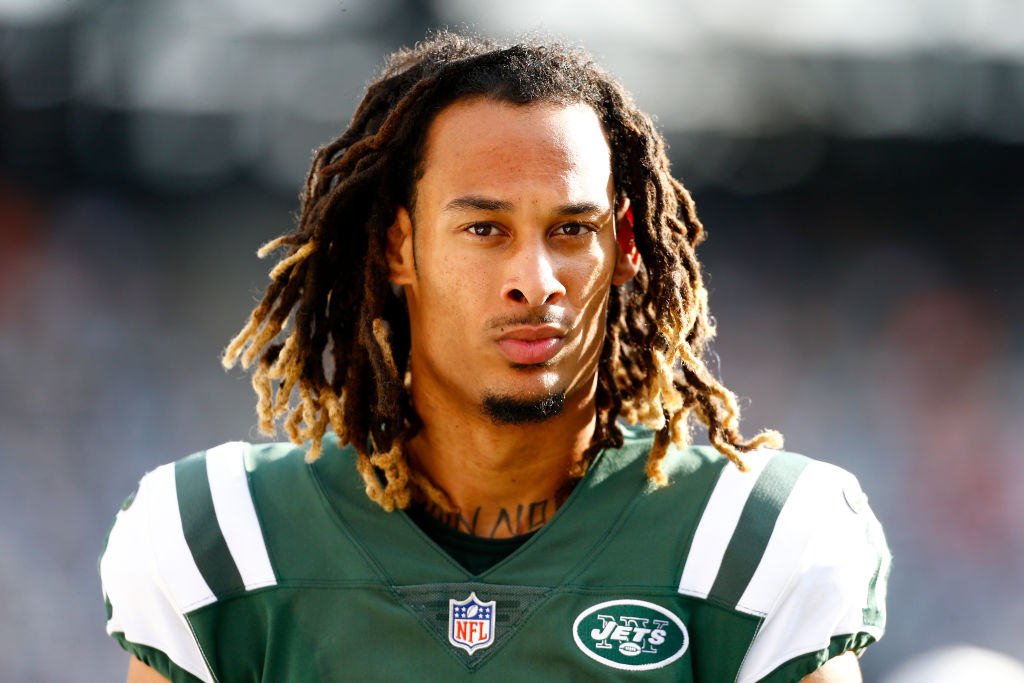 Robby Anderson looks on during a Jets game