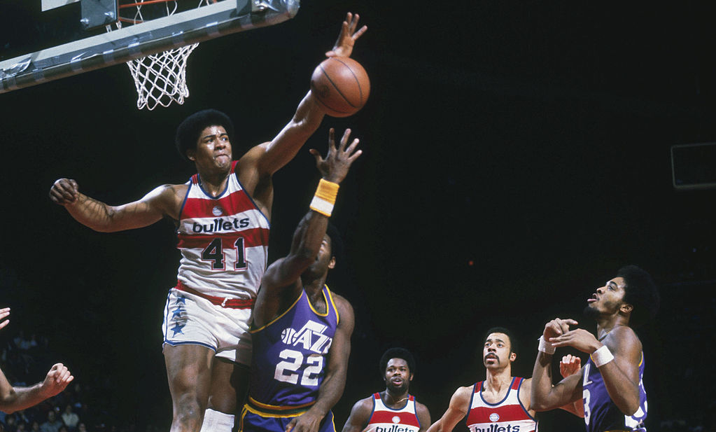 Wes Unseld was actually shorter than you might think.