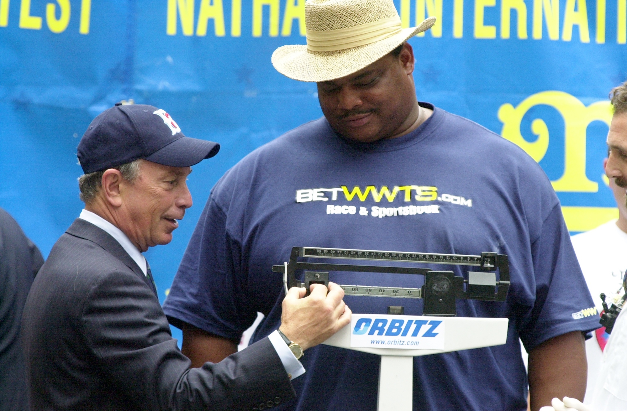 William 'The Refrigerator' Perry tried his hand at competitive eating in 2003, entering the Nathan's Hot Dog Eating Contest.