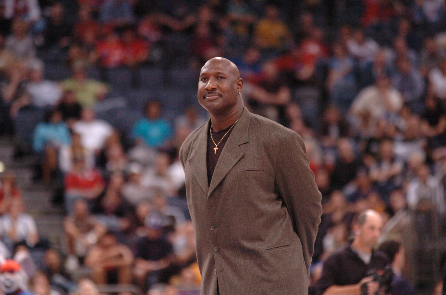PICTURES: Public viewing for Darryl Dawkins – The Morning Call