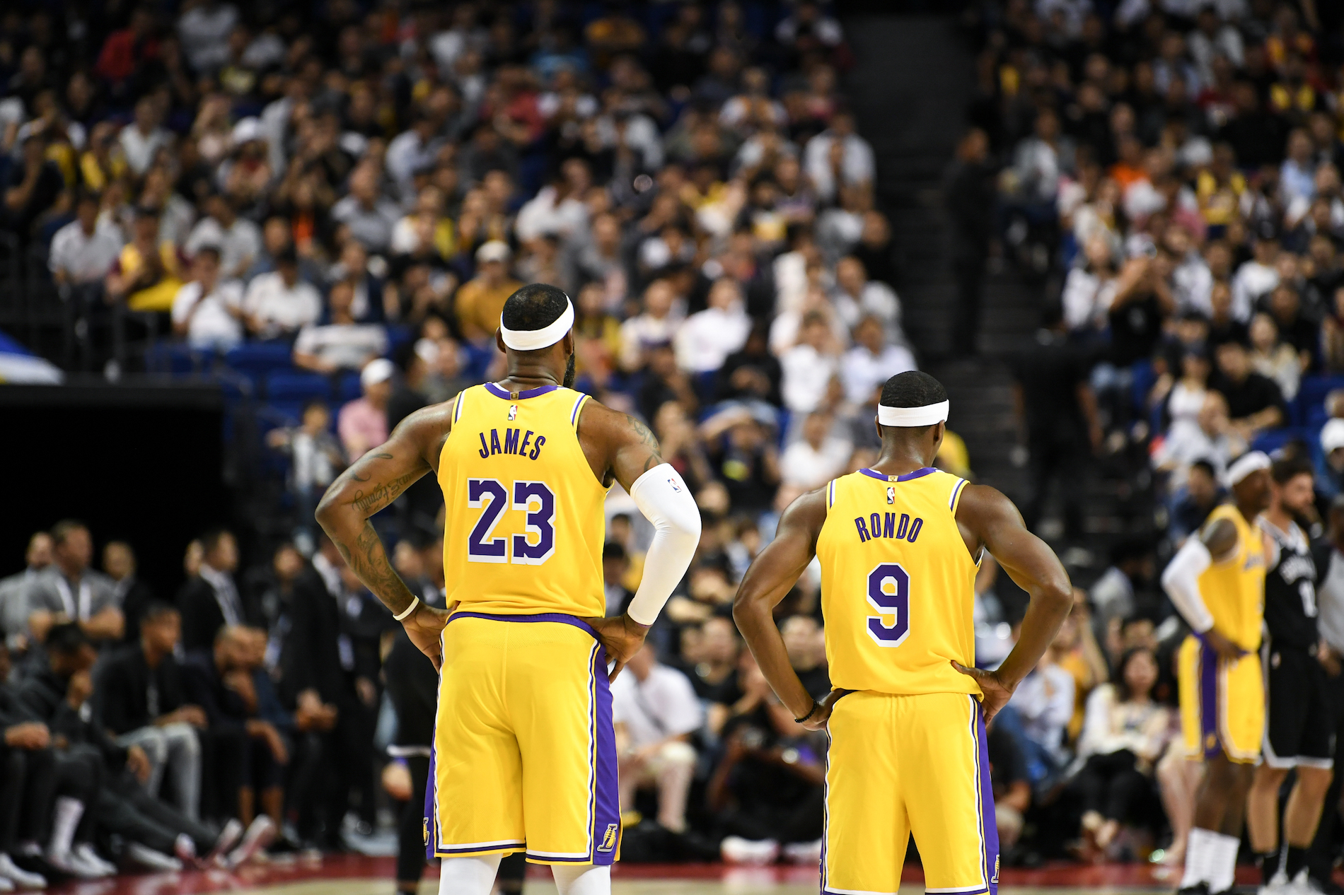 The Lakers are one of the favorites to win it all in 2020, but a devastating injury just put a damper on their title hopes.