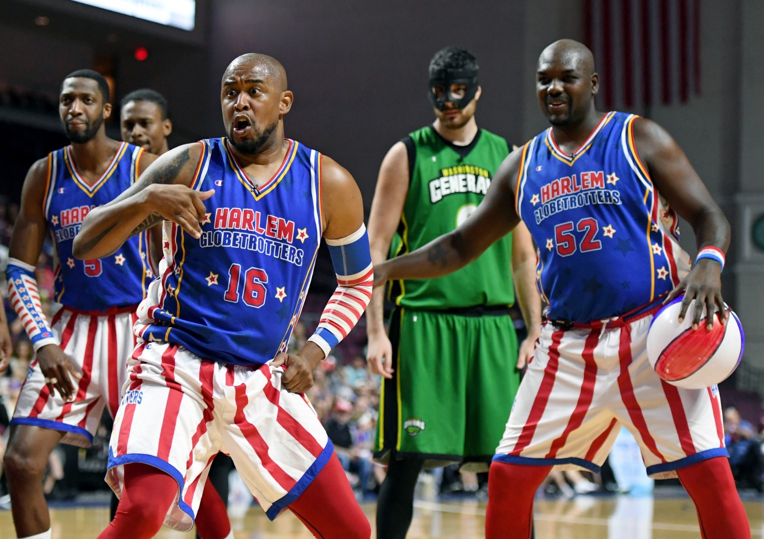 The Harlem Globetrotters could be the solution to the Redskins name change dilemma.