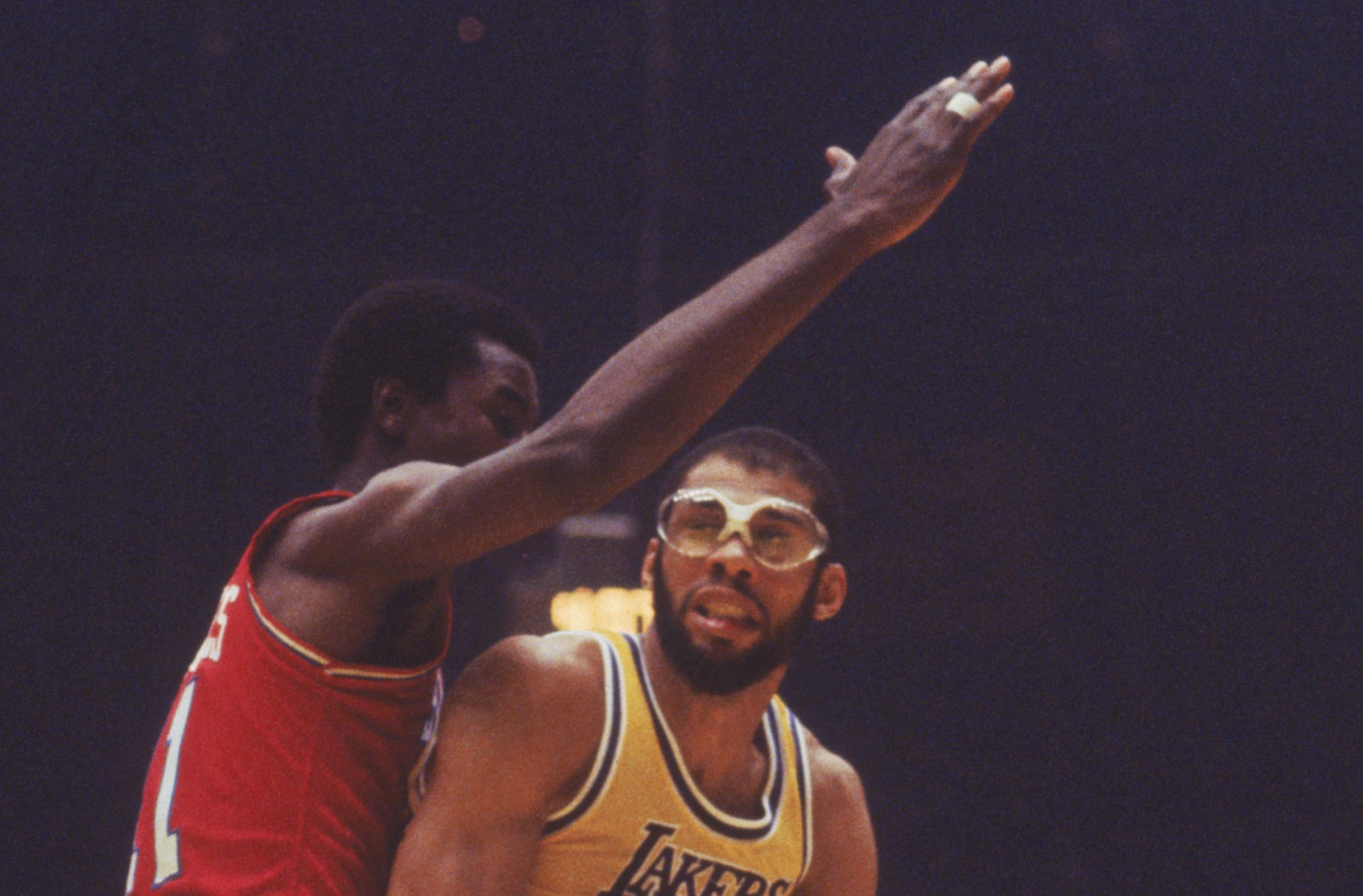 Kareem Abdul-Jabbar's goggles were a trademark of his Hall of Fame career in the NBA. | Focus on Sport via Getty Images