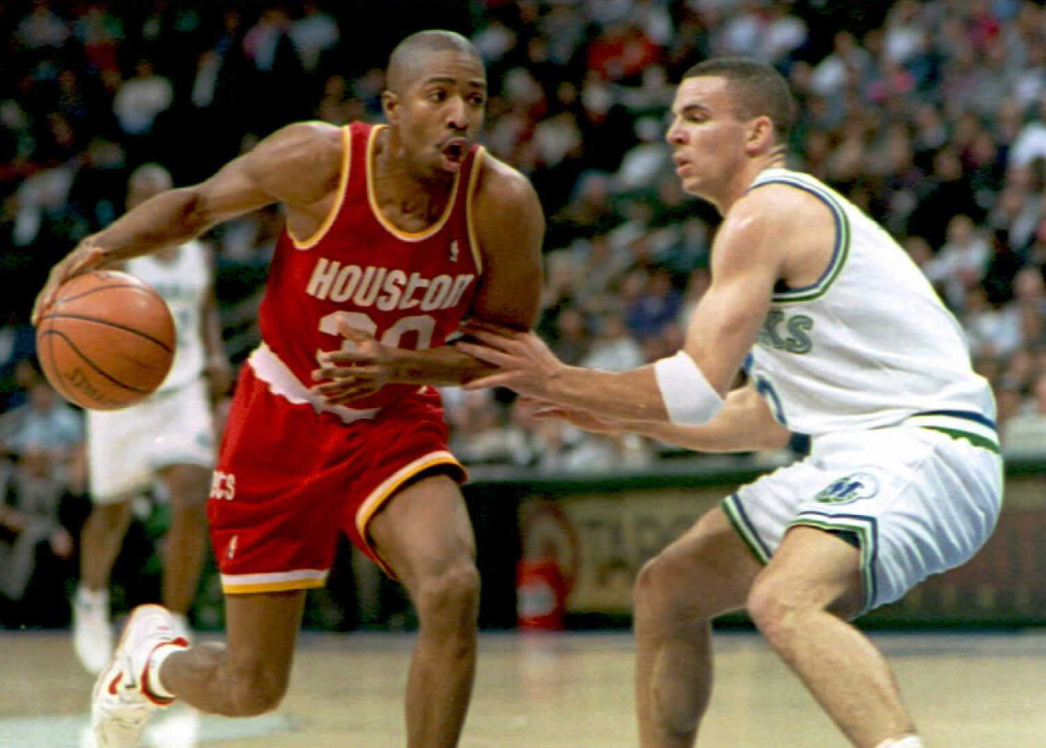 Kenny Smith dribbles the ball for the Houston Rockets