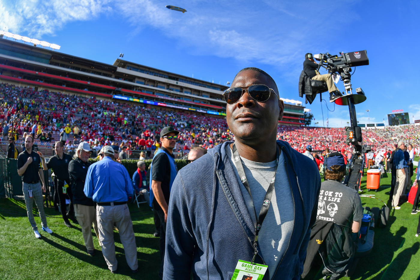 keyshawn-johnson-has-a-massive-net-worth-even-before-the-start-of-his-new-show-on-espn