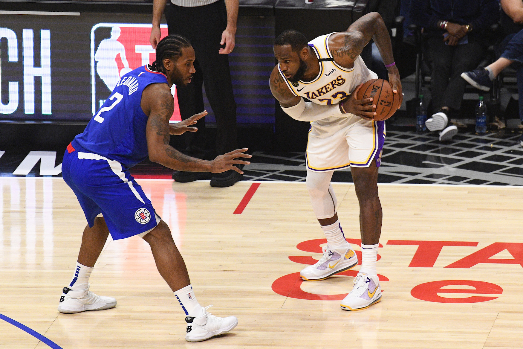 Kawhi Leonard can't come close to LeBron James in the financial battle for Los Angeles.