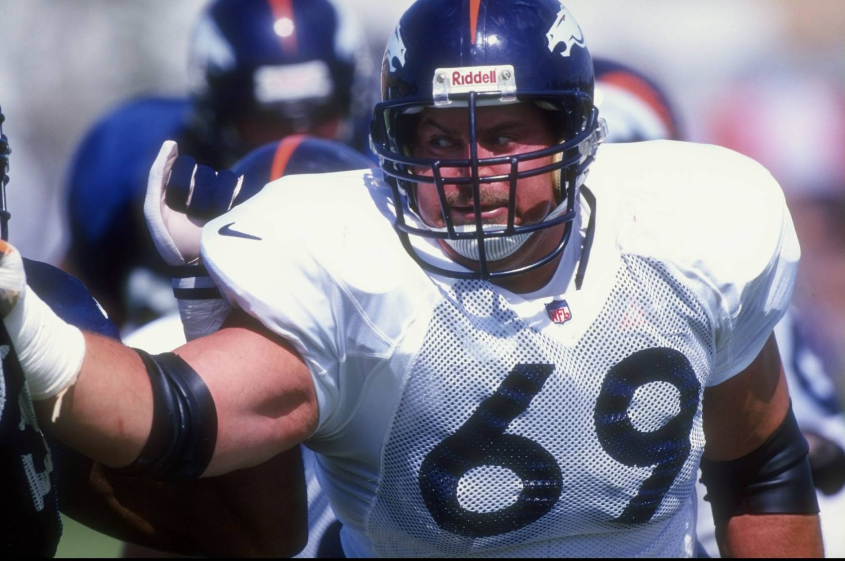 Ex-Denver Broncos offensive lineman Mark Schlereth overcame a learning disability to become a Super Bowl champion.