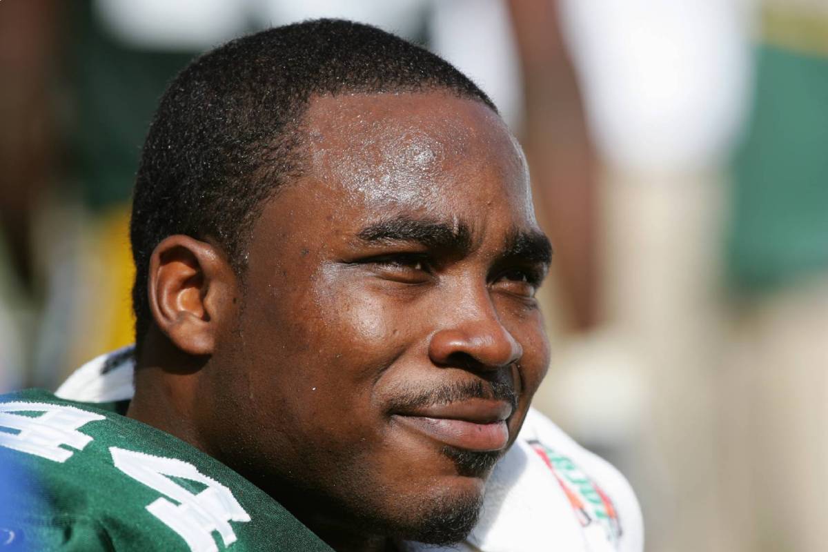 Former Green Bay Packers running back Najeh Davenport was nicknamed "Dookie" for a reason.