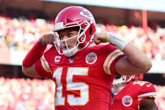 In One Season, Patrick Mahomes Will Make $47M More Than His Father Did in 11 MLB Years