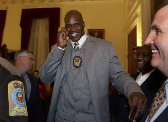 Even before Tuesday's roadside assistance, Shaquille O'Neal has a history of helping strangers and law enforcment.