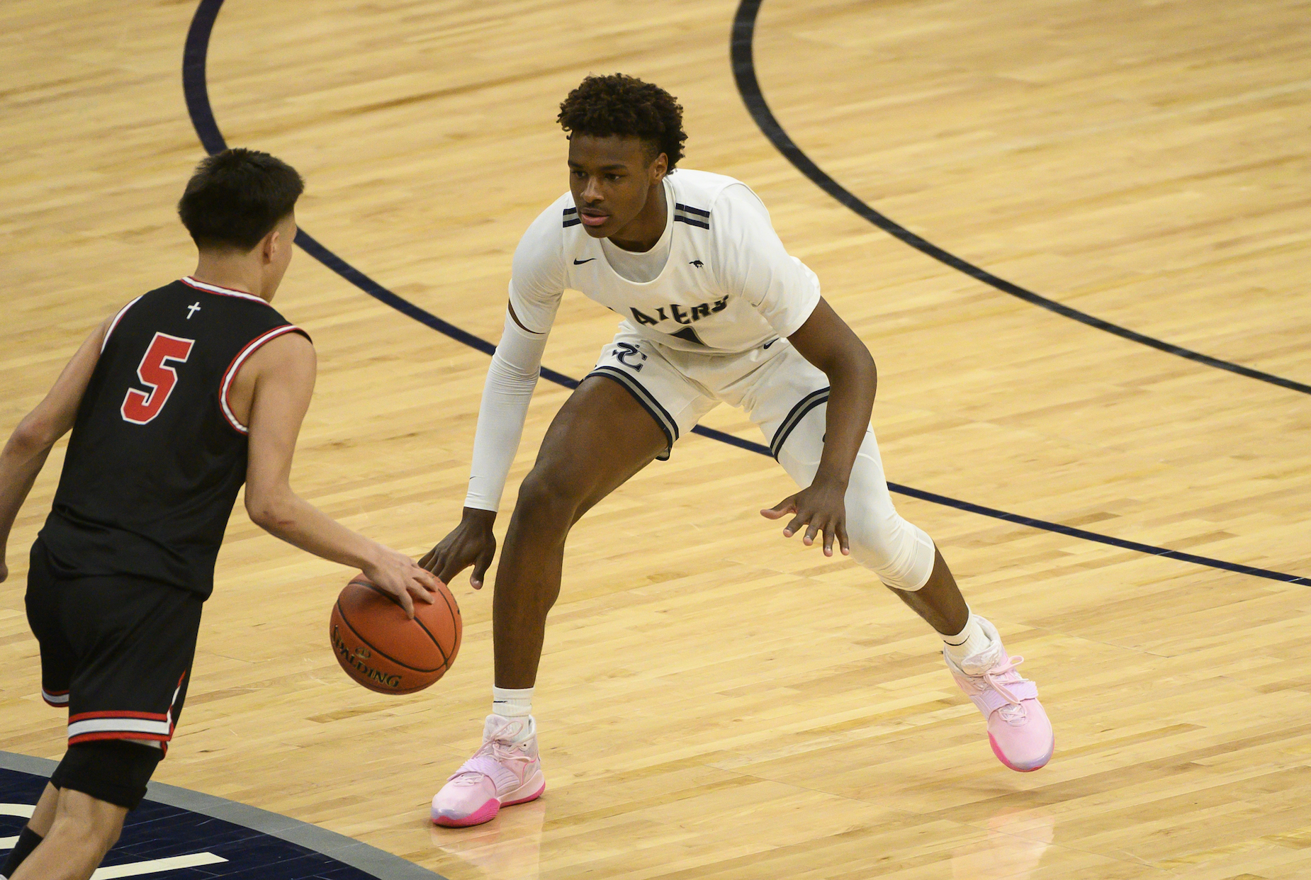 bronny james playing basketball