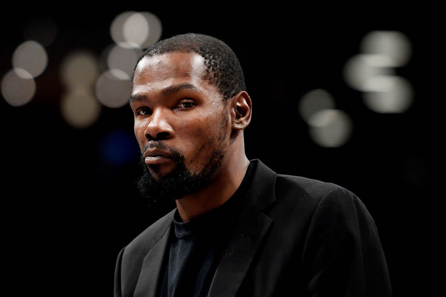 Kevin Durant was exposed for using burner accounts three years ago, but he's clearly not done anonymously defending himself online.