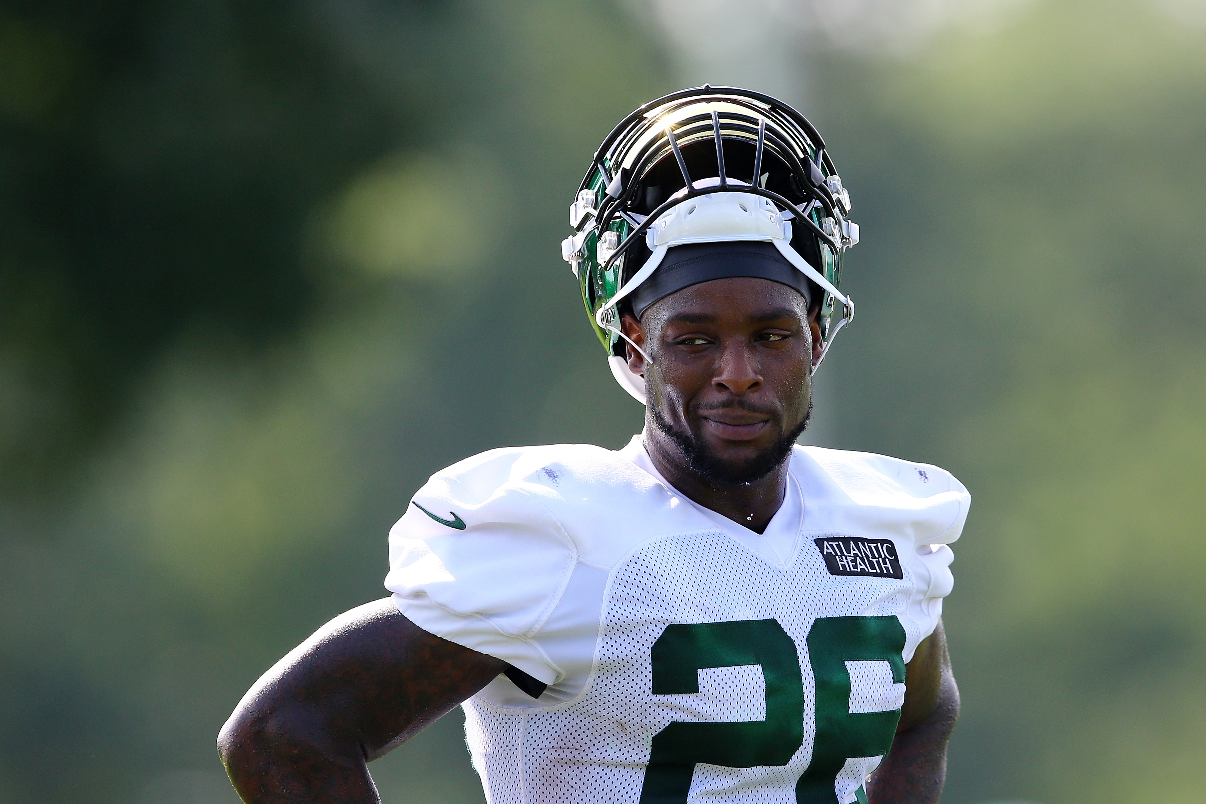 Le'Veon Bell looks on during Jets training camp