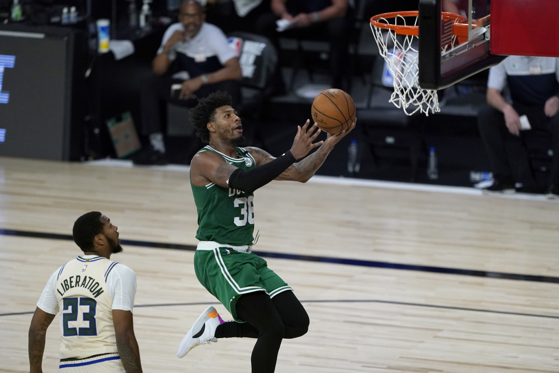 Giannis Antetokounmpo and the Milwaukee Bucks beat the Boston Celtics recently. However, Marcus Smart had a stern message for the refs after.