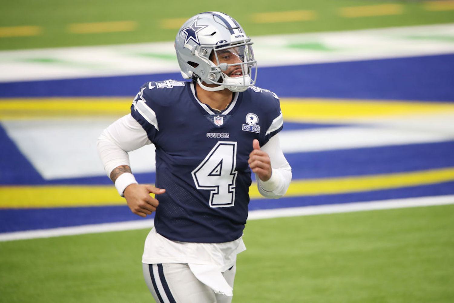 Jerry Jones had a chance to lock Dak Prescott into a long-term deal with the Cowboys, but his inability to do so will cost him $40 million.