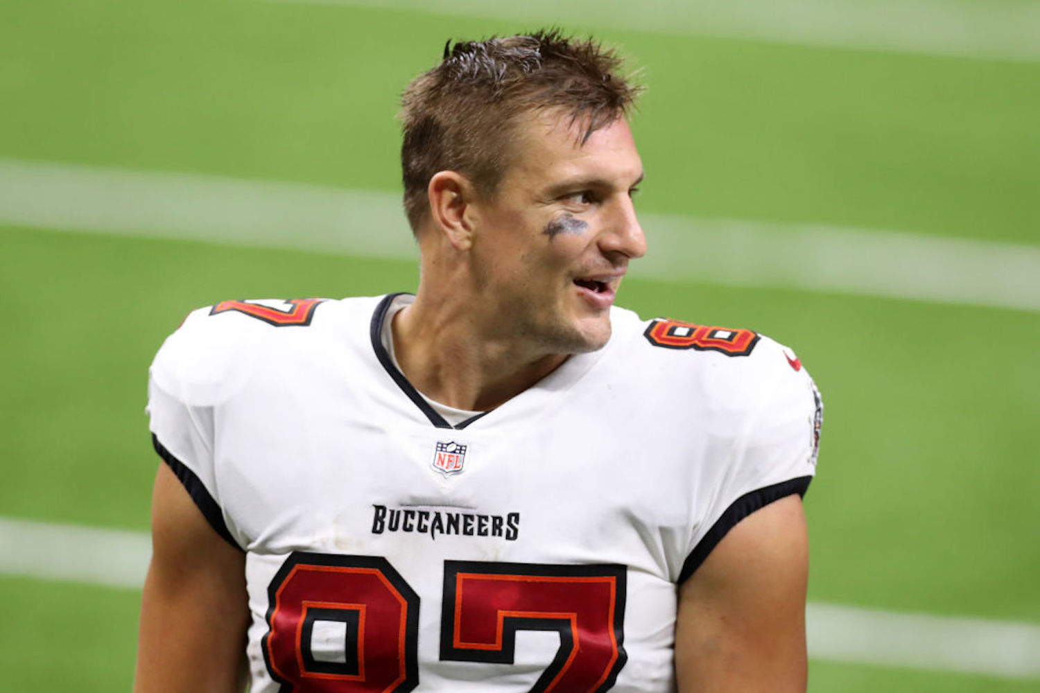 Rob Gronkowski Just Sent a Discouraging Message to His Fantasy Football Owners