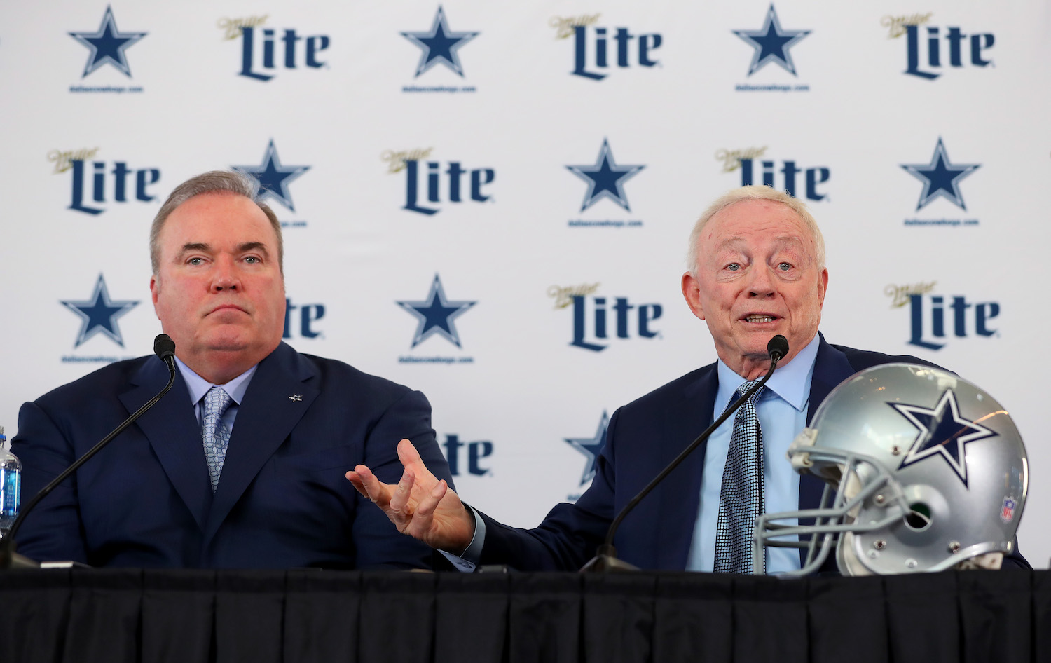 Jerry Jones and Mike McCarthy with Dallas Cowboys