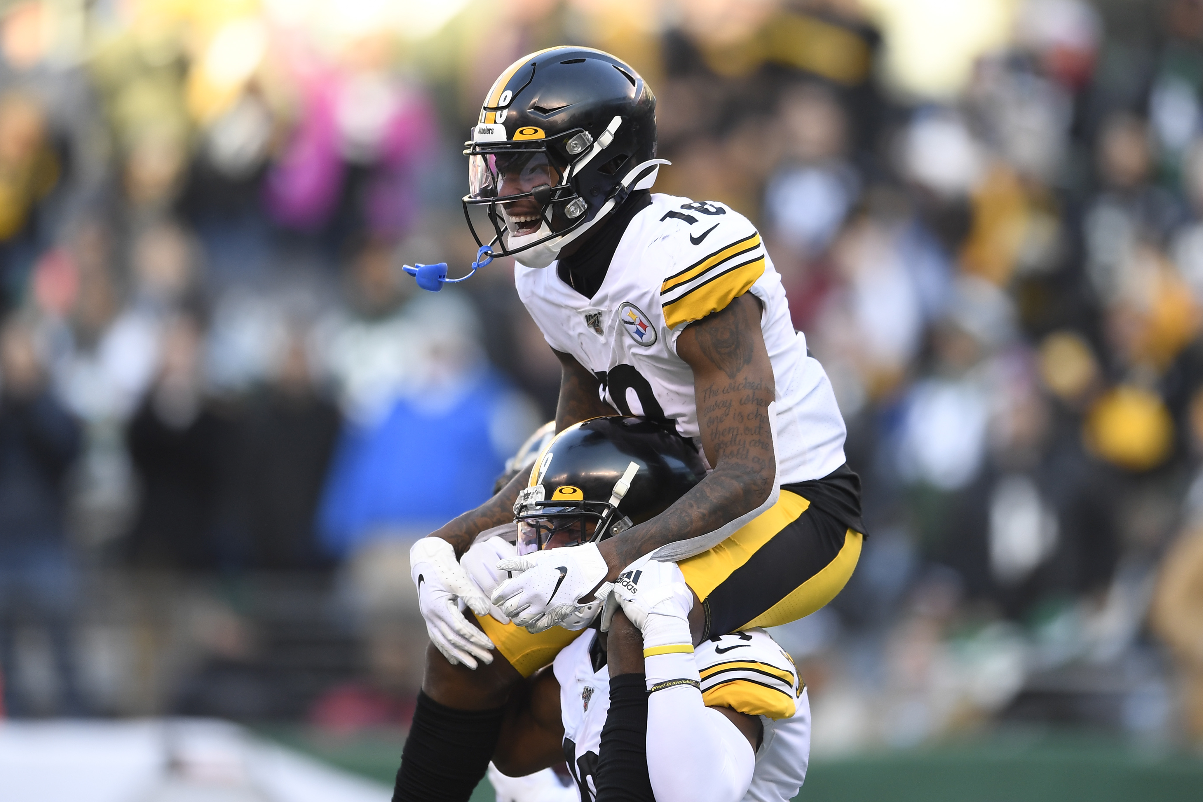 Steelers Wide Receiver Diontae Johnson Owes His NFL Career to the Late Darryl Drake: ‘We Clicked as Soon as We Met’