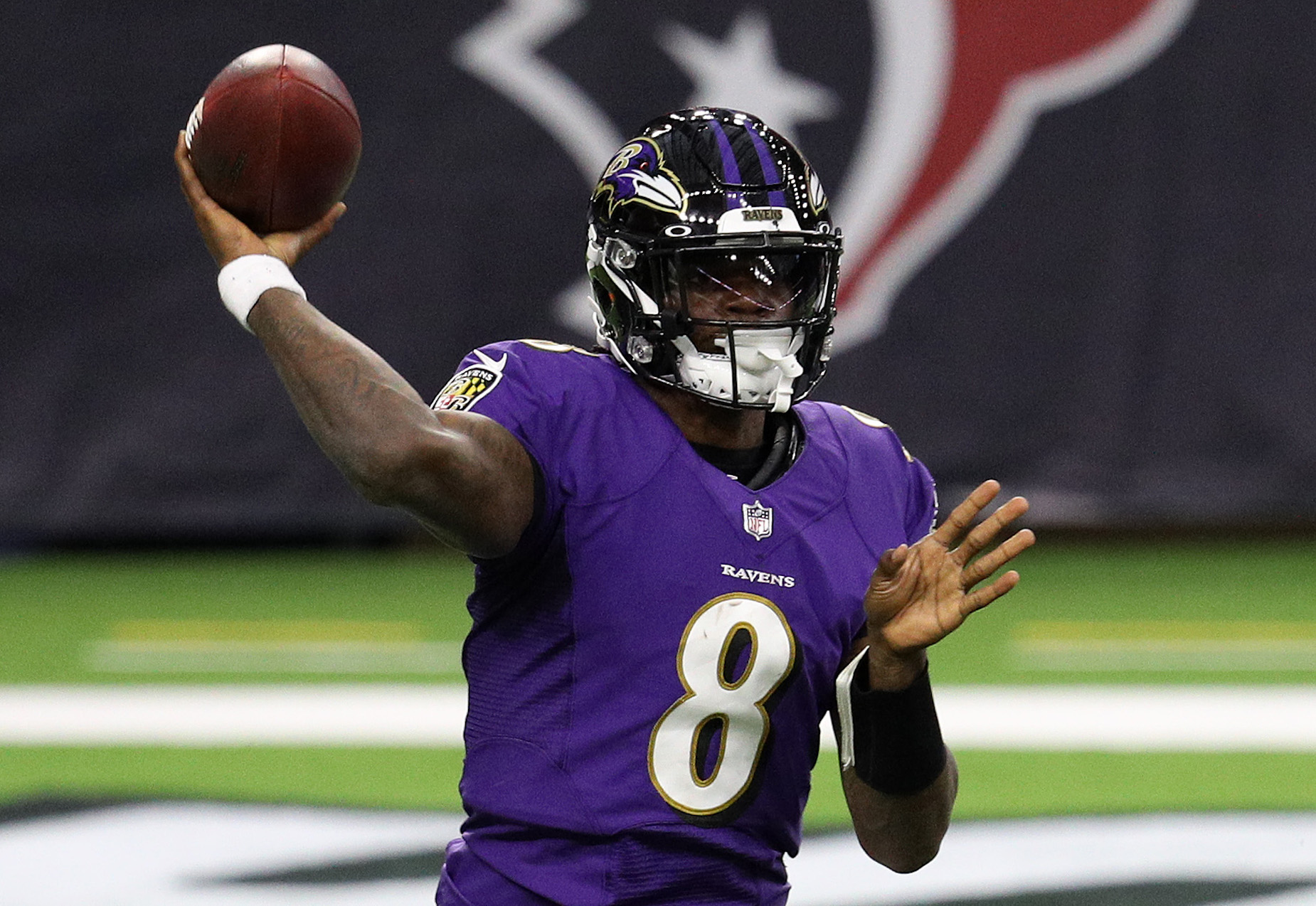 Lamar Jackson isn't focusing on Patrick Mahomes ahead of the Ravens Monday night meeting with the Chiefs