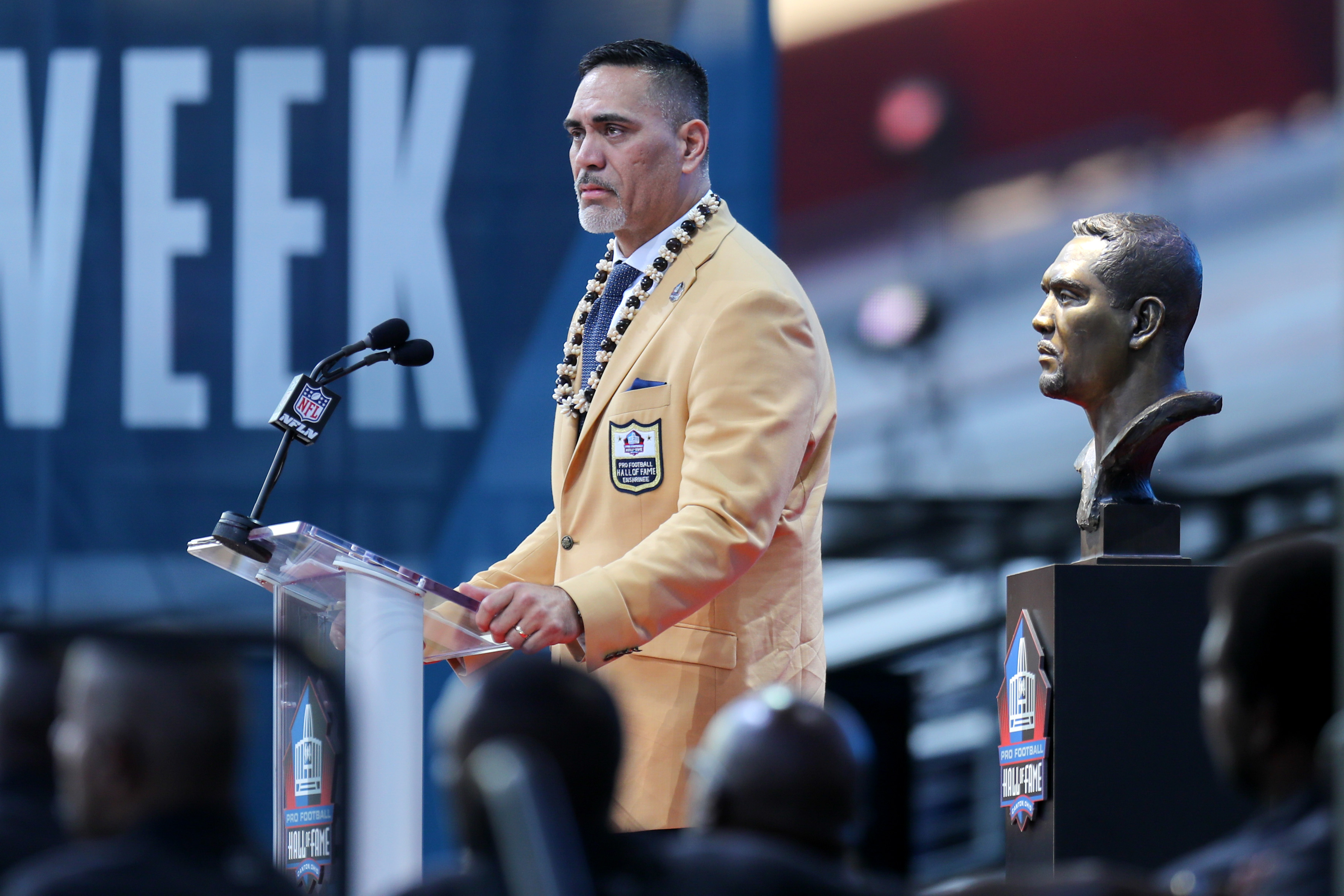 How Kevin Mawae Became the 1st Native Hawaiian Enshrined in the Pro Football Hall of Fame